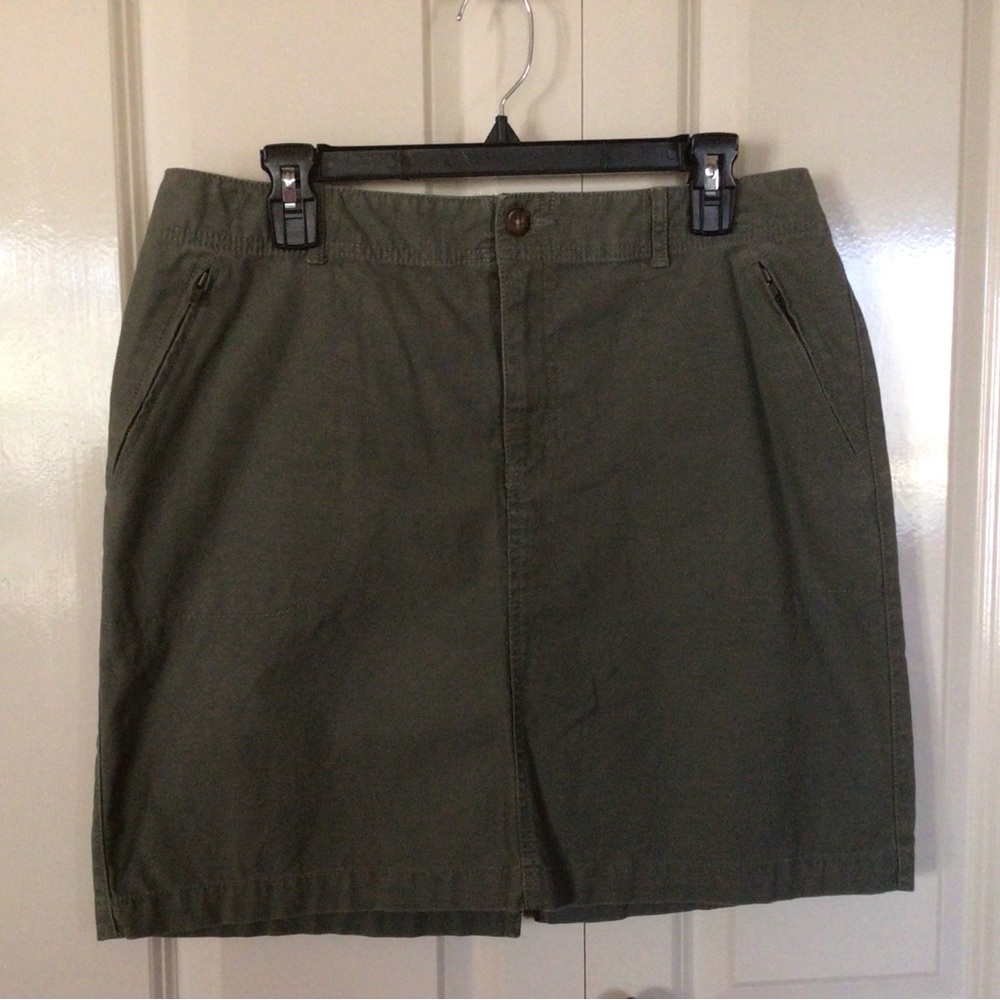 Eddie Bauer Cargo Skirt Dark Khaki/Green Sipper PocketsSlash Pocket